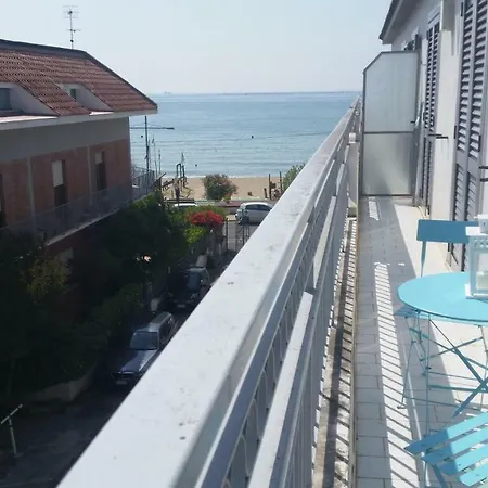 Vindicio Holidays Appartement *